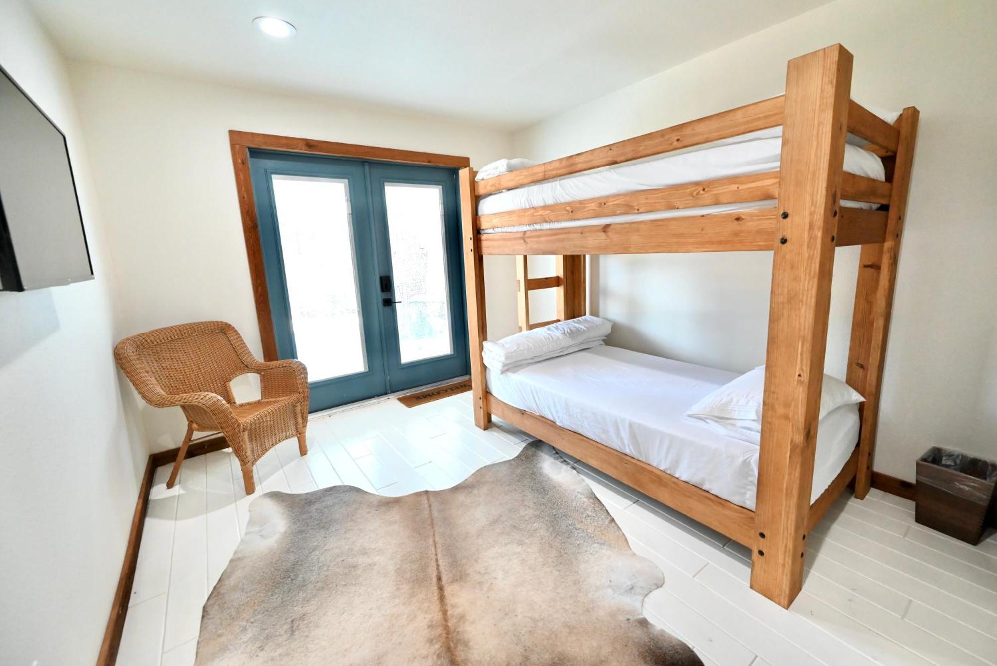 Blanco County Inn & Guesthouses Екстериор снимка