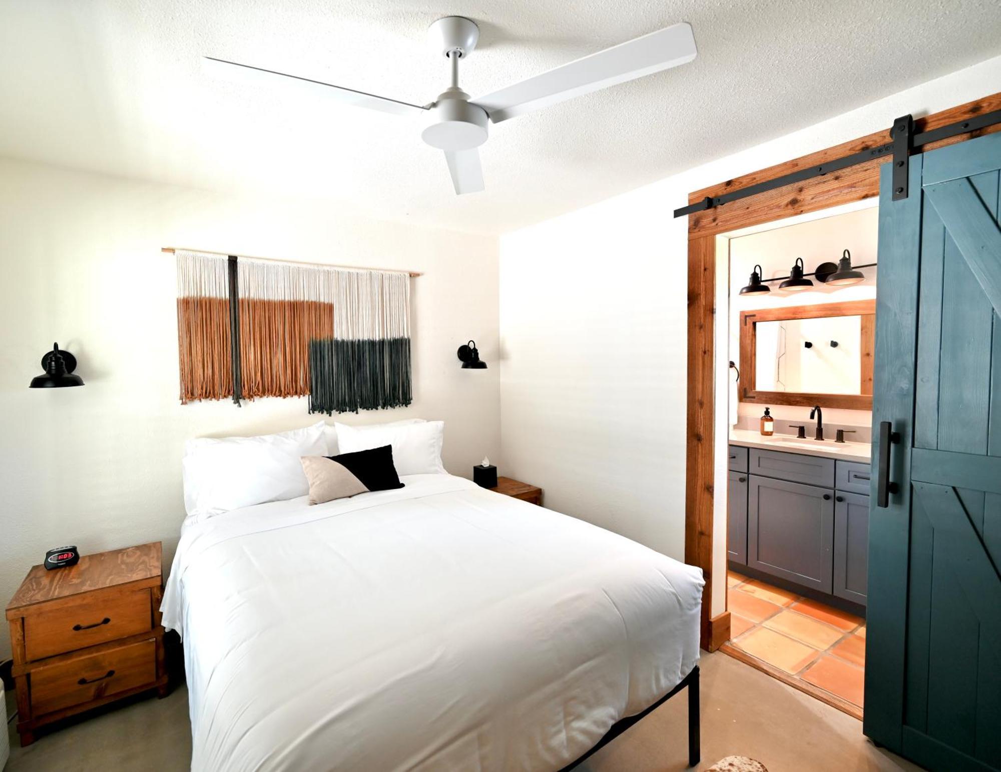 Blanco County Inn & Guesthouses Екстериор снимка